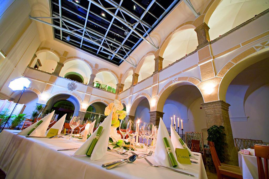 Jufa Hotel Schloss Roethelstein Admont Εστιατόριο φωτογραφία