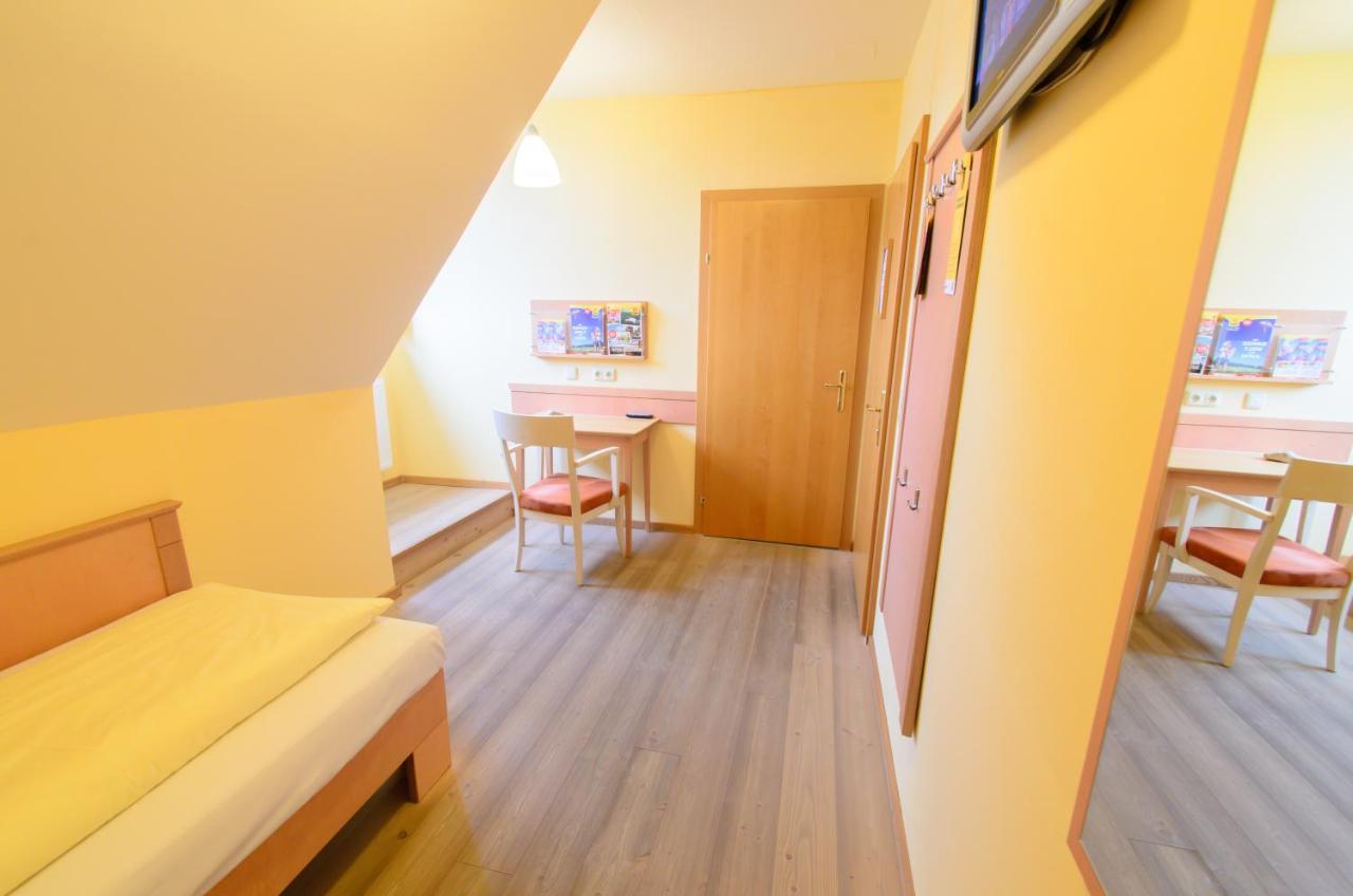 Jufa Hotel Schloss Roethelstein Admont Εξωτερικό φωτογραφία